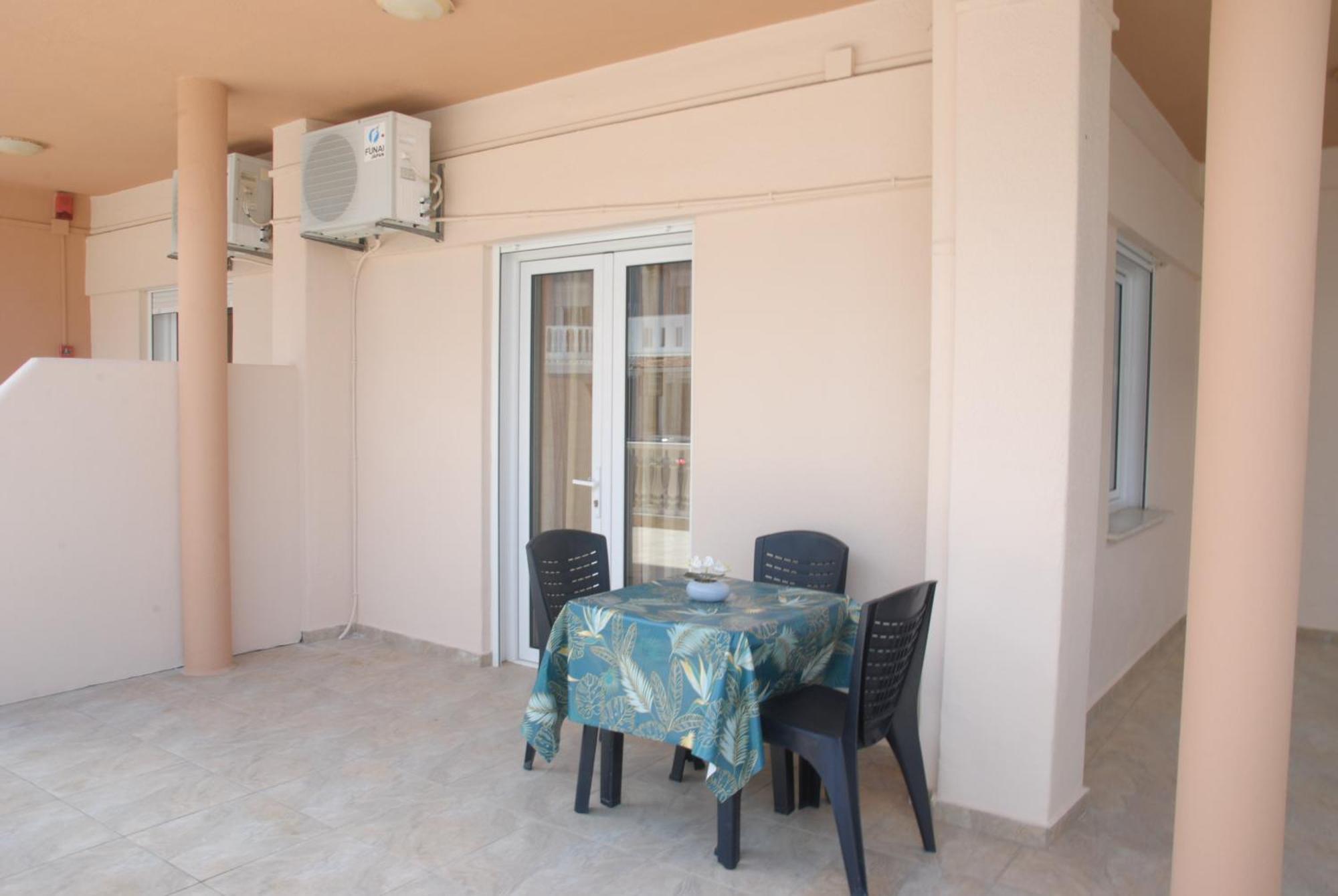 Light Blue Paralia Apartments Exterior foto